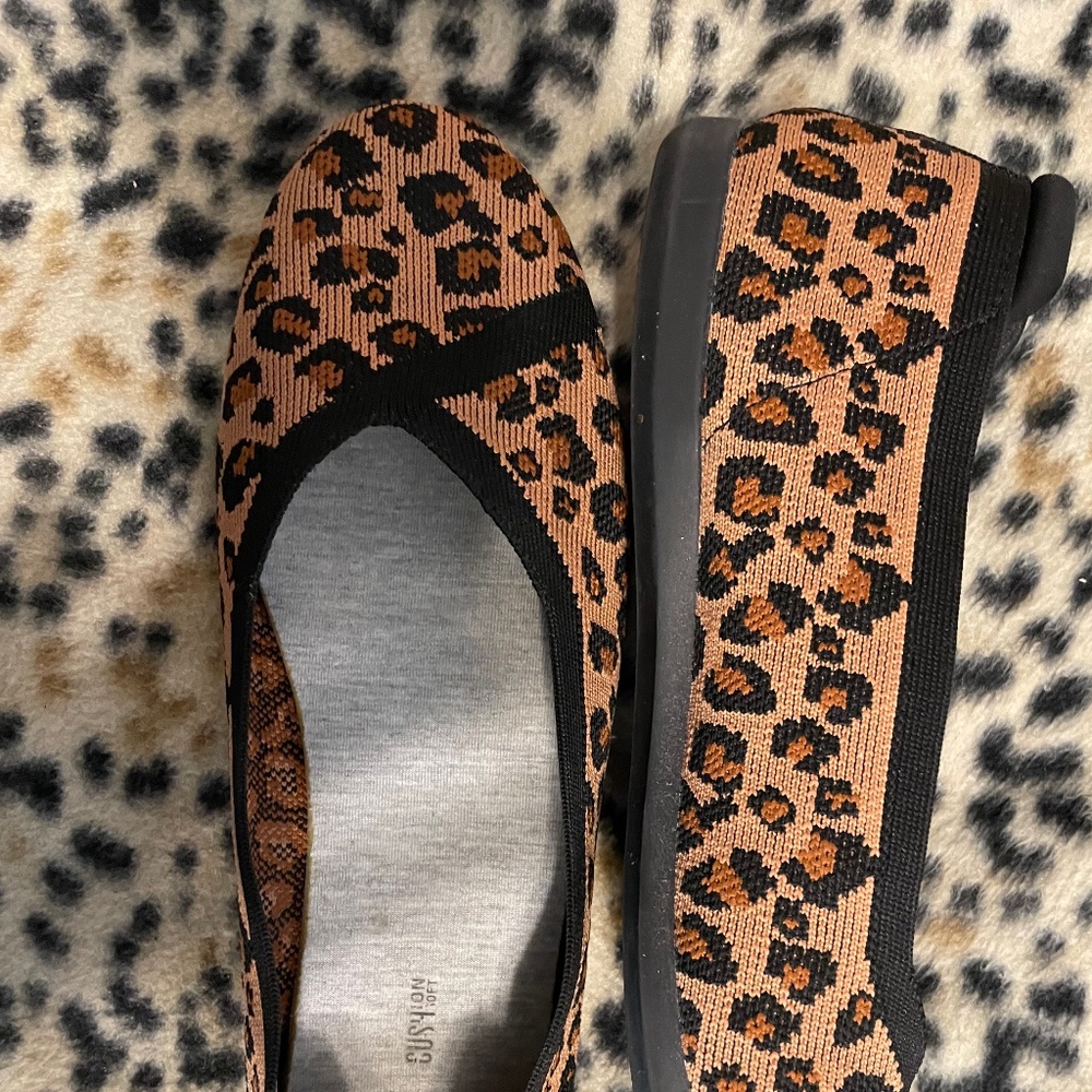 Cloud steppers by Clarx – leopard – canvas – size 10 – gently used